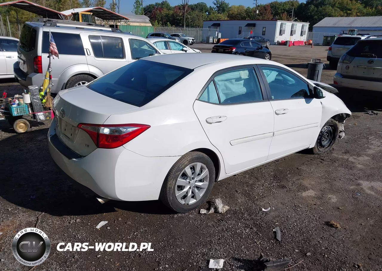 2016 Toyota Corolla Le VIN:2T1BURHE4GC672287 - 4