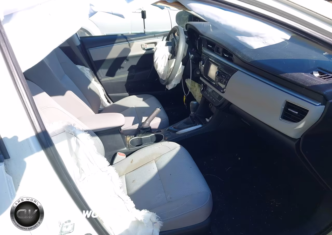 2016 Toyota Corolla Le VIN:2T1BURHE4GC672287 - 5