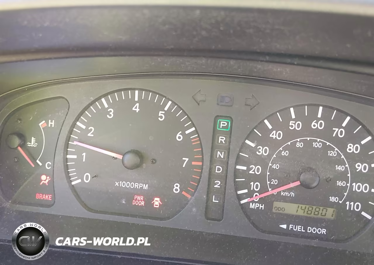 1999 Toyota Sienna Le VIN:4T3ZF13C4XU148689 - 7