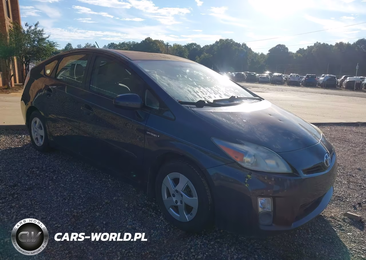 2011 Toyota Prius Two – zdjęcie 1 z 18