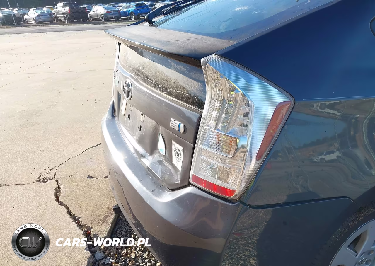 2011 Toyota Prius Two VIN:JTDKN3DU3B5332769 - 17