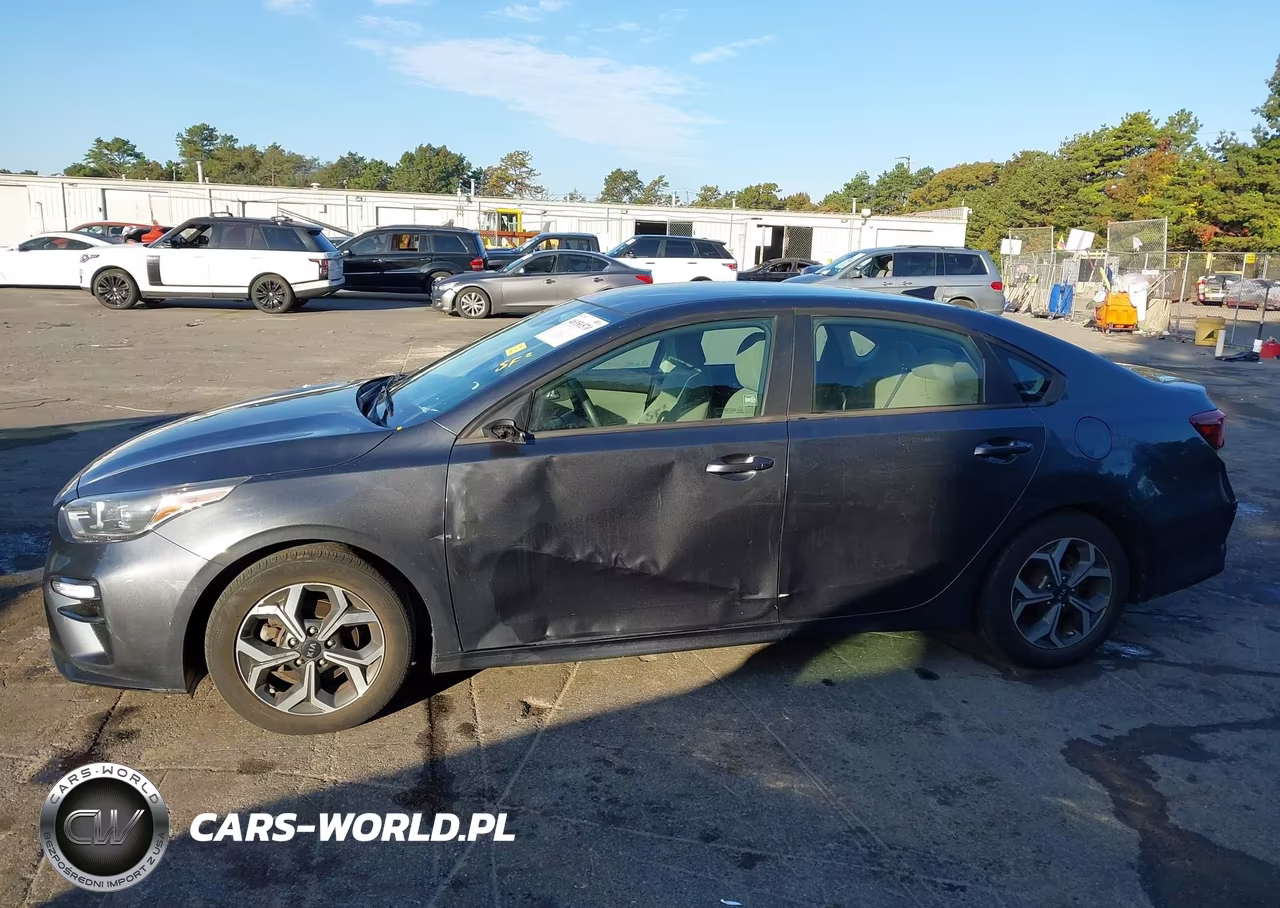 2021 Kia Forte Lxs VIN:3KPF24AD7ME302301 - 6