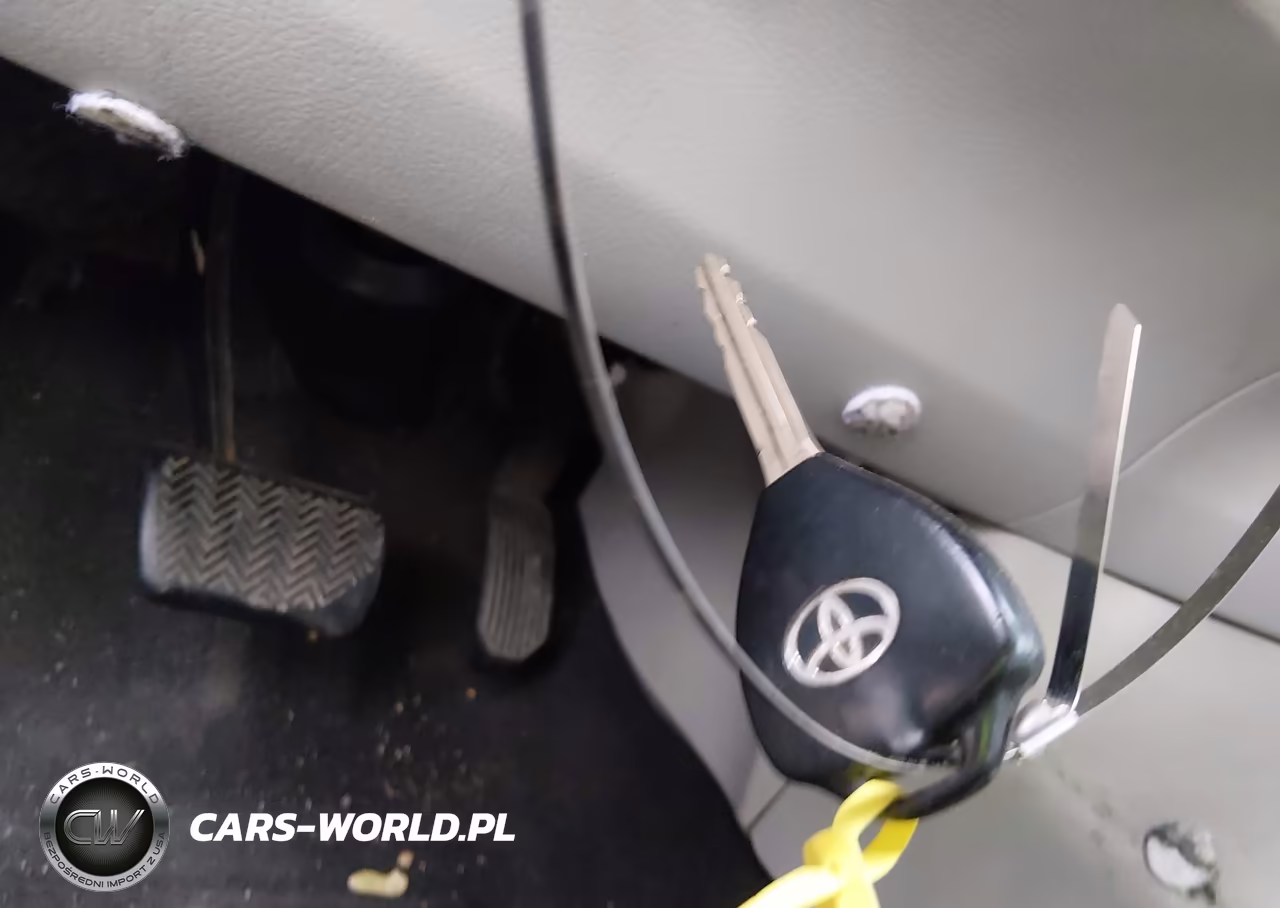 2011 Toyota Corolla Le VIN:2T1BU4EE0BC677230 - 11