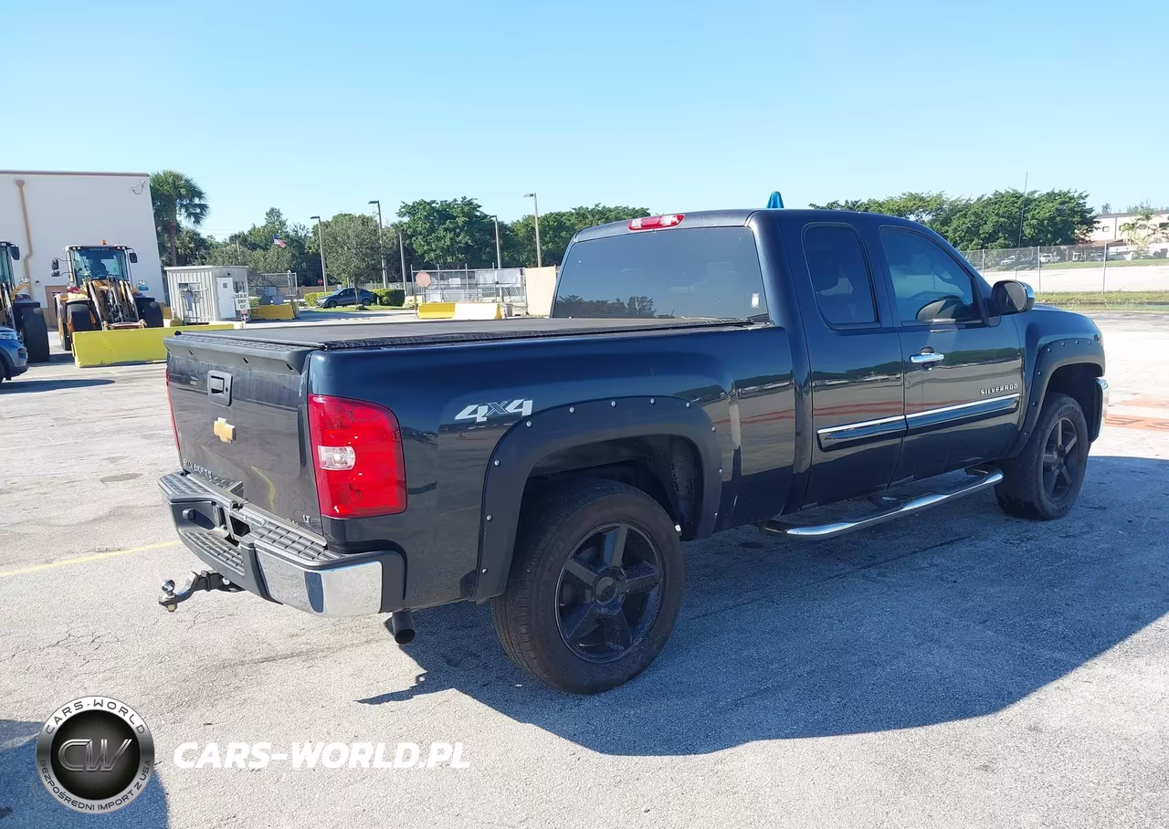 2013 Chevrolet Silverado 1500 Lt VIN:1GCRKSE73DZ208104 - 4