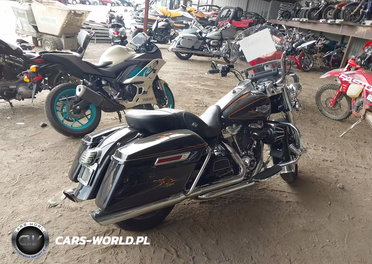 2019 Harley-Davidson Flhr VIN:1HD1FBC14KB645100 - 4