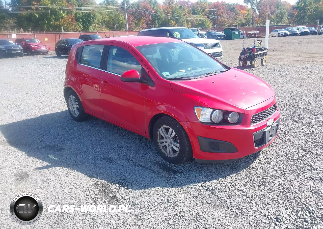 2013 Chevrolet Sonic Lt Auto – zdjęcie 1 z 17