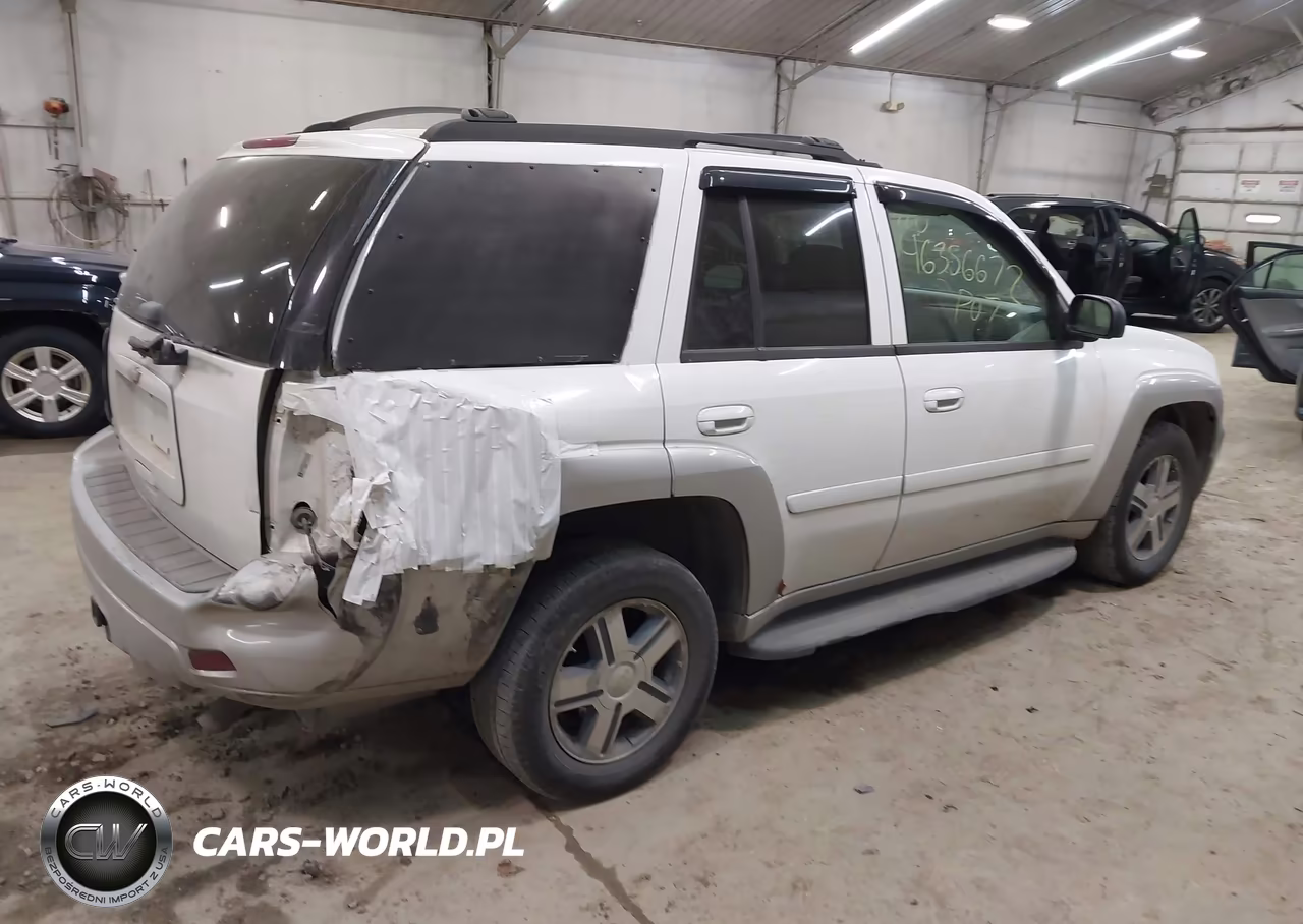 2007 Chevrolet Trailblazer Lt VIN:1GNDT13S972283029 - 4