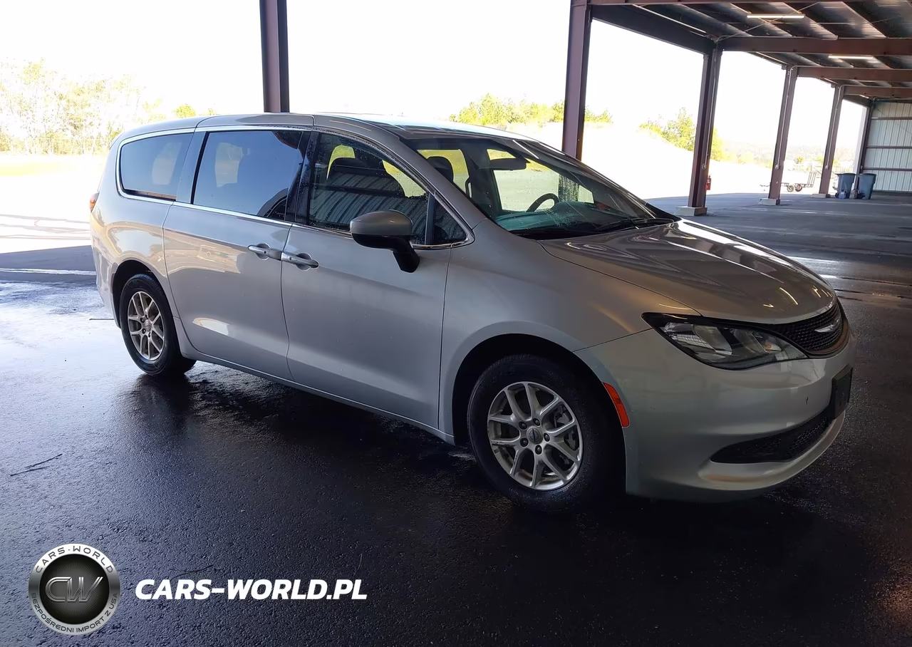 2022 Chrysler Voyager Lx VIN:2C4RC1CG7NR141531 - 1