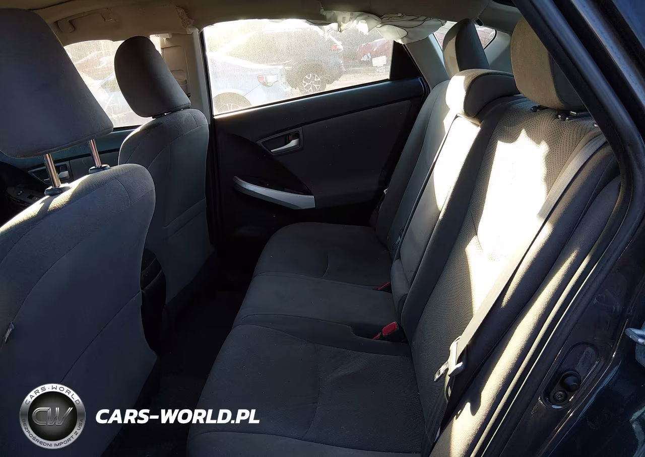 2015 Toyota Prius Three VIN:JTDKN3DU6F0454254 - 8