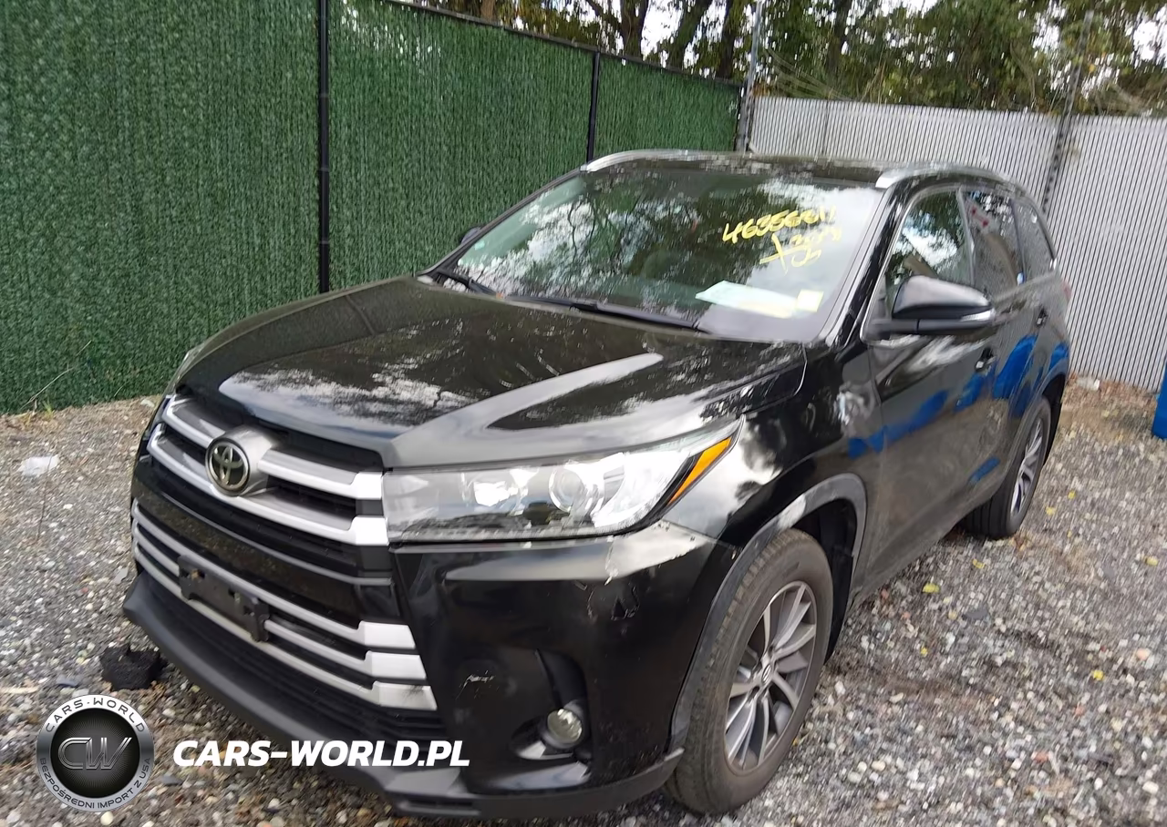 2019 Toyota Highlander Xle VIN:5TDJZRFH7KS621716 - 2