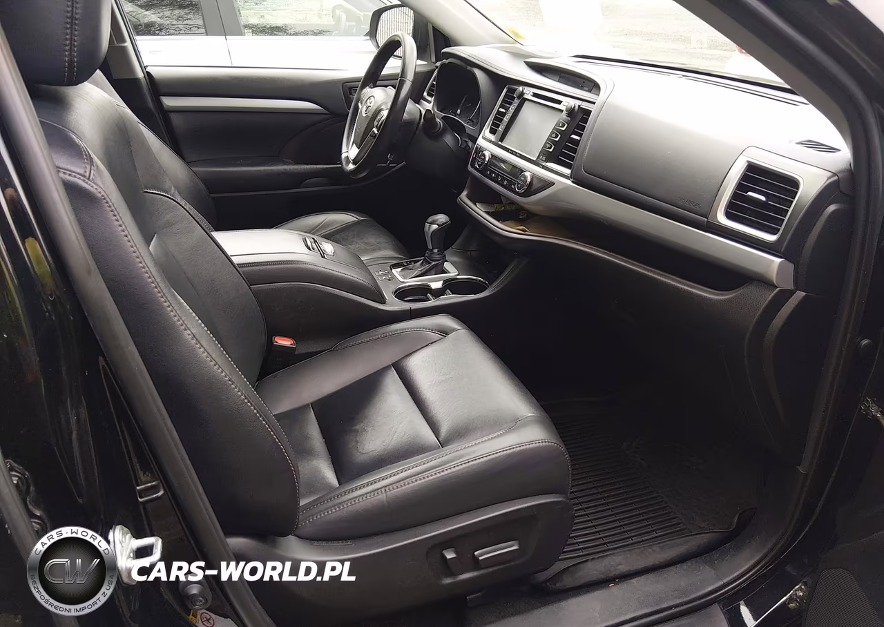 2019 Toyota Highlander Xle VIN:5TDJZRFH7KS621716 - 5
