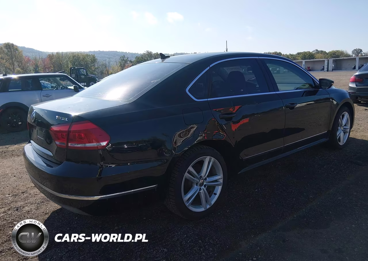 2012 Volkswagen Passat 2.0L Tdi Sel Premium VIN:1VWCN7A36CC055620 - 4