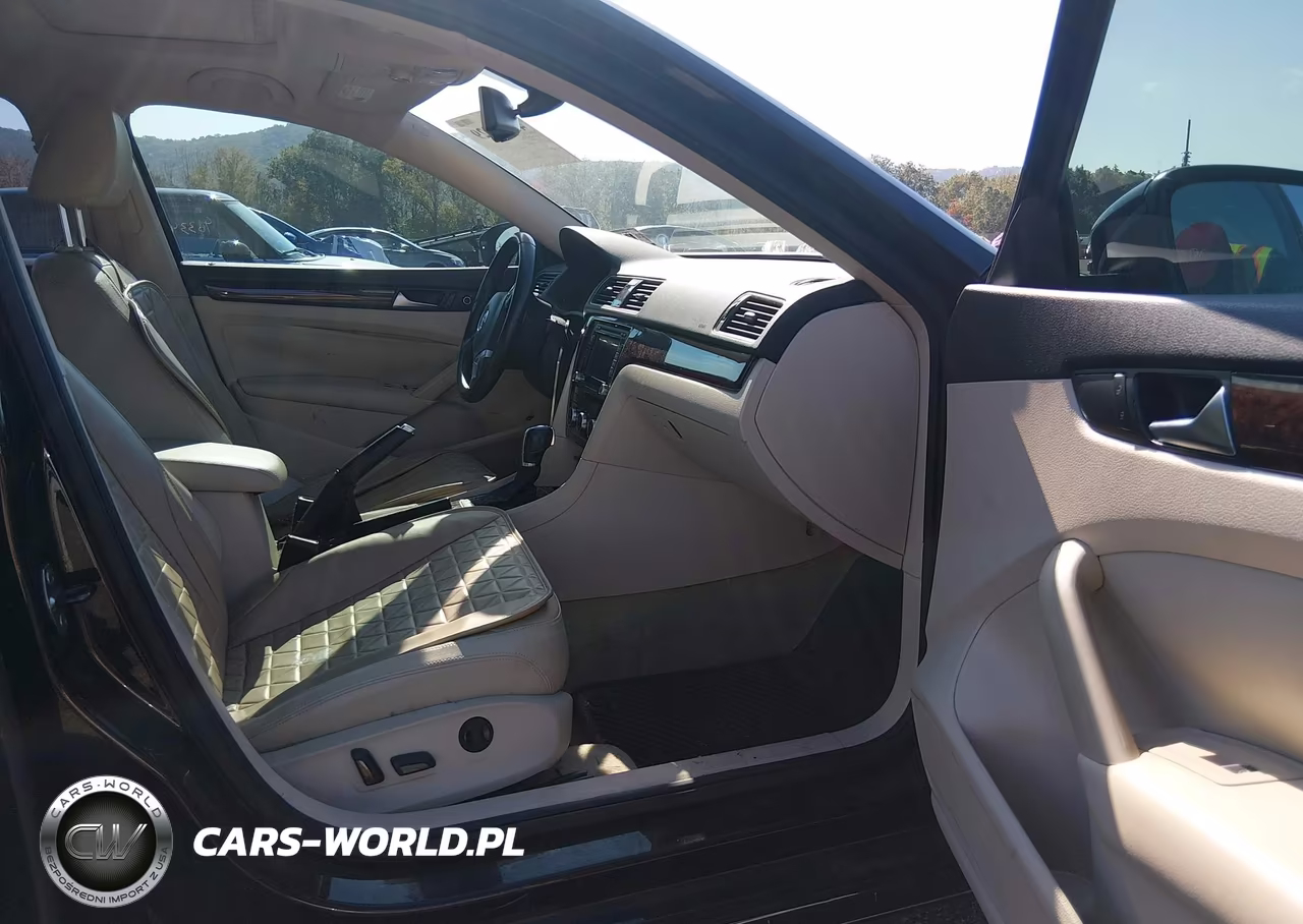 2012 Volkswagen Passat 2.0L Tdi Sel Premium VIN:1VWCN7A36CC055620 - 5