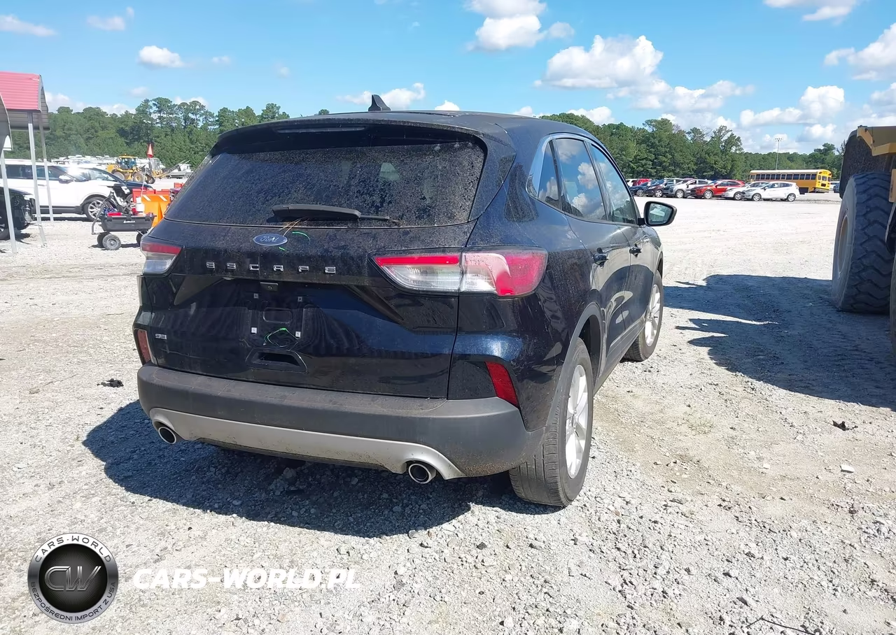 2021 Ford Escape Se VIN:1FMCU0G69MUB01530 - 4