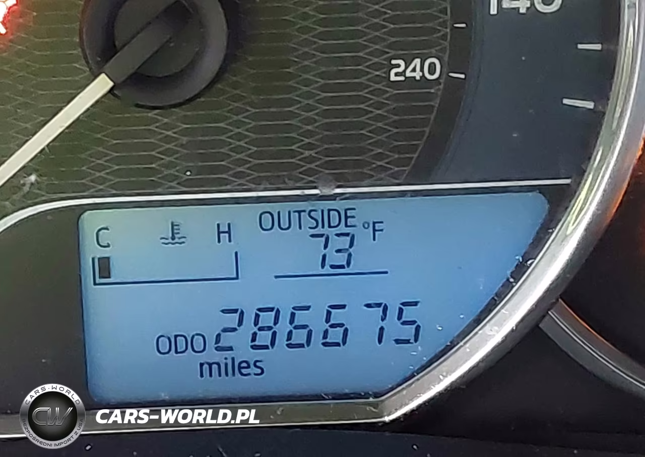 2014 Toyota Corolla L VIN:2T1BURHE4EC137943 - 16