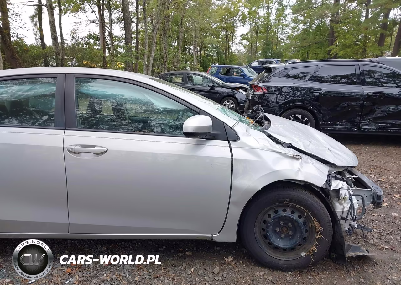 2014 Toyota Corolla L VIN:2T1BURHE4EC137943 - 19