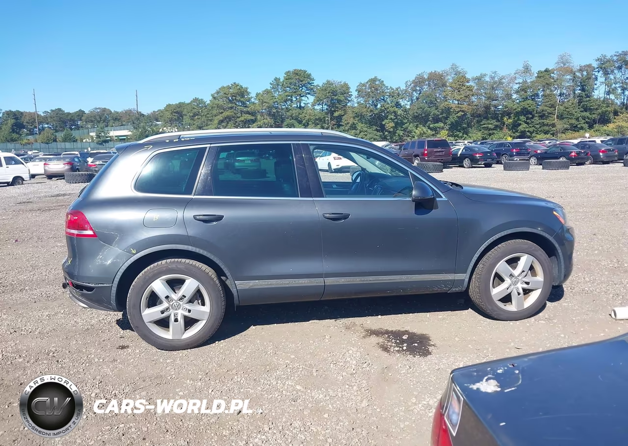 2013 Volkswagen Touareg Vr6 Lux VIN:WVGEF9BP5DD001562 - 13