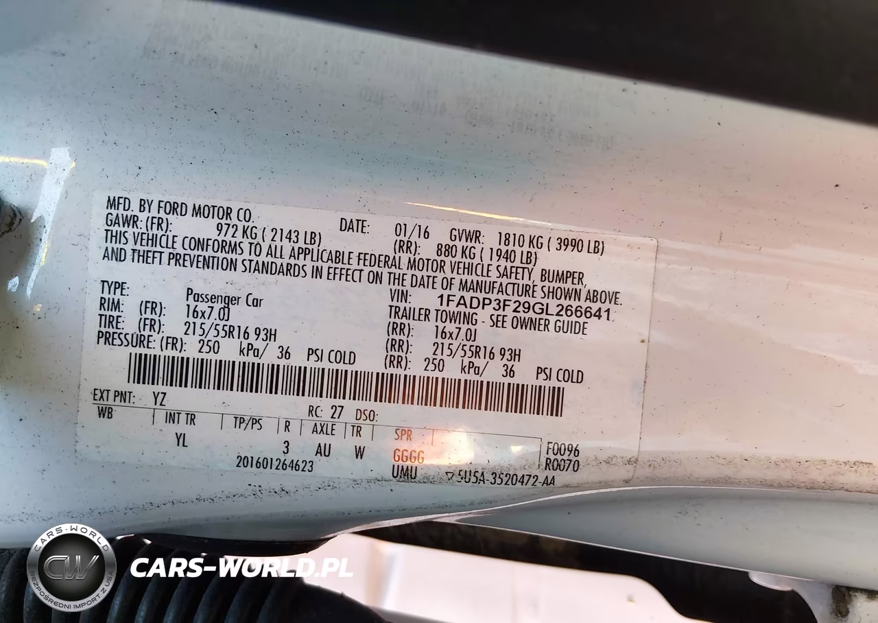 2016 Ford Focus Se VIN:1FADP3F29GL266641 - 9