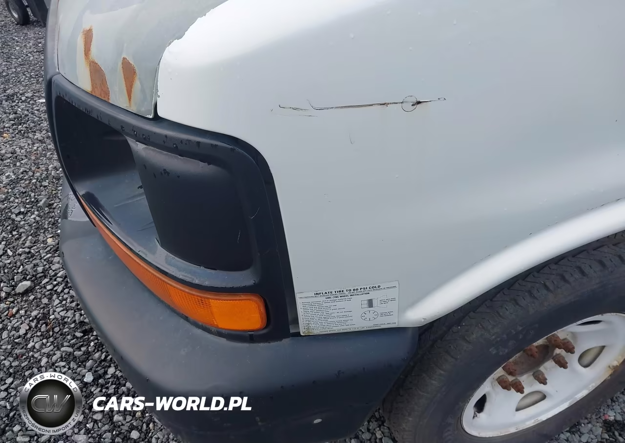 2004 GMC Savana Cutaway Standard VIN:1GDGG31V441902989 - 16