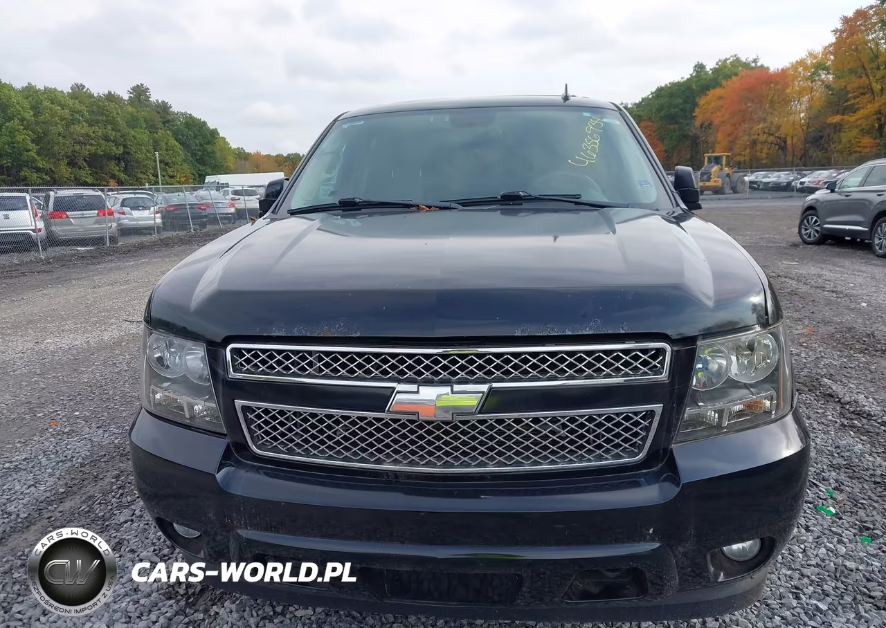 2013 Chevrolet Tahoe Lt VIN:1GNSKBE0XDR105063 - 12