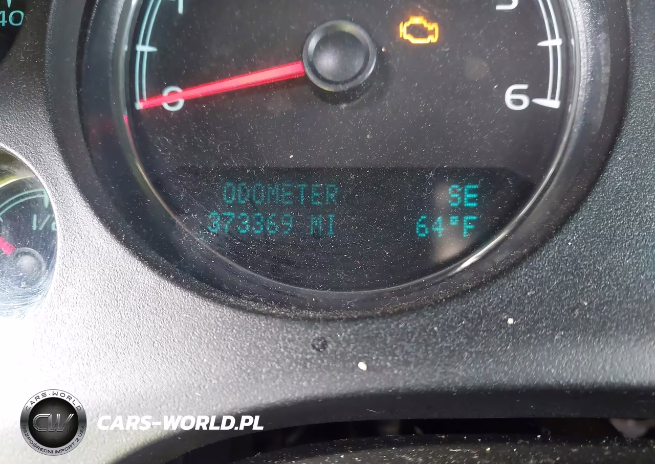 2013 Chevrolet Tahoe Lt VIN:1GNSKBE0XDR105063 - 15