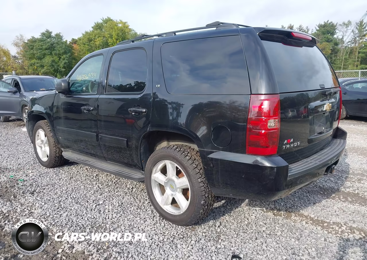 2013 Chevrolet Tahoe Lt VIN:1GNSKBE0XDR105063 - 3