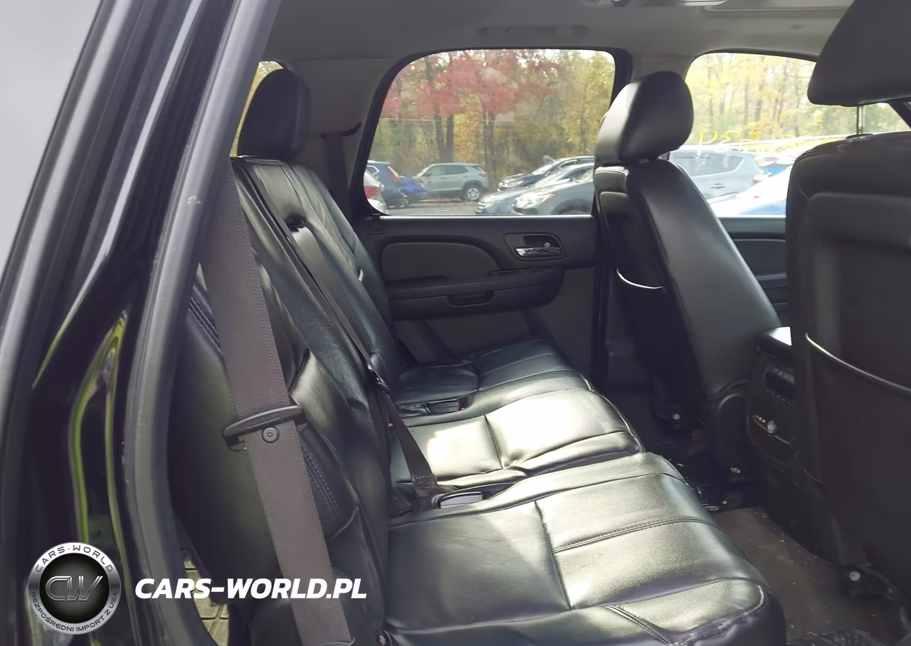 2013 Chevrolet Tahoe Lt VIN:1GNSKBE0XDR105063 - 8
