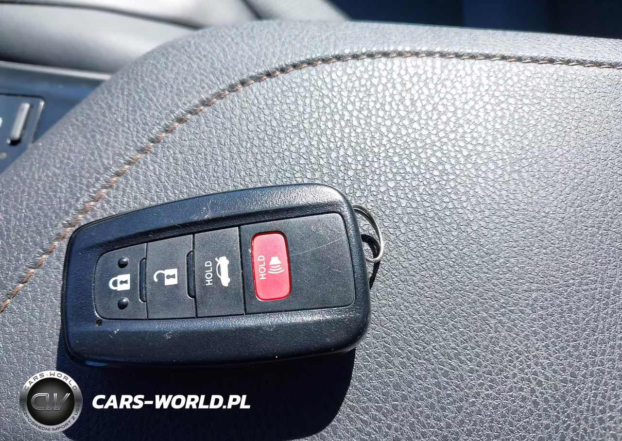 2020 Toyota Camry Hybrid Xle VIN:4T1F31AK0LU543445 - 11