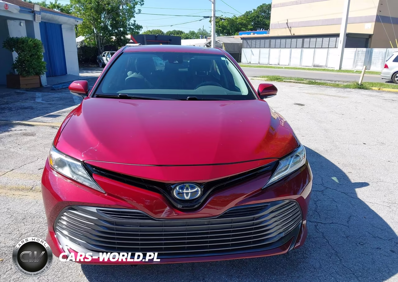 2020 Toyota Camry Hybrid Xle VIN:4T1F31AK0LU543445 - 6