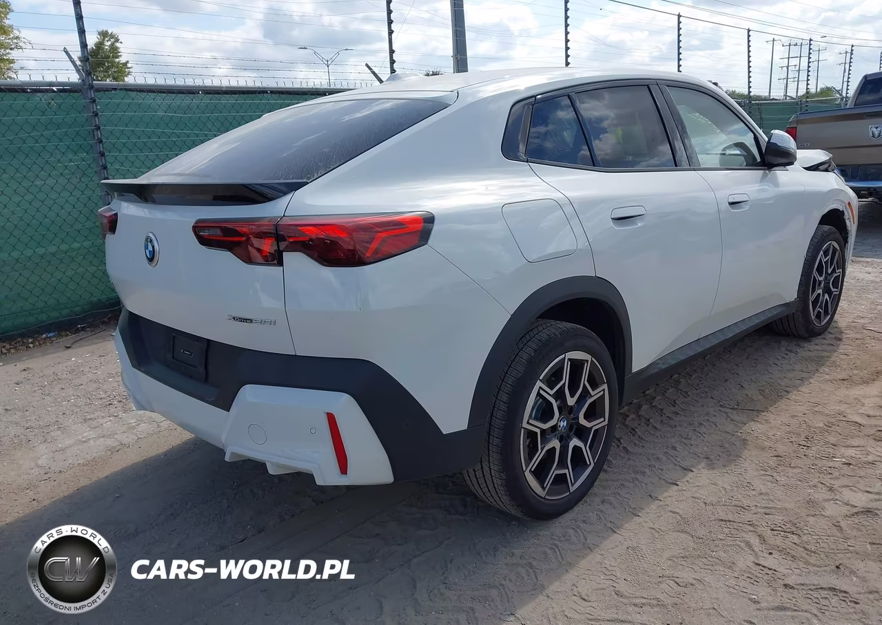2027 BMW X2 VIN:WBX63GM06V5777722 - 4