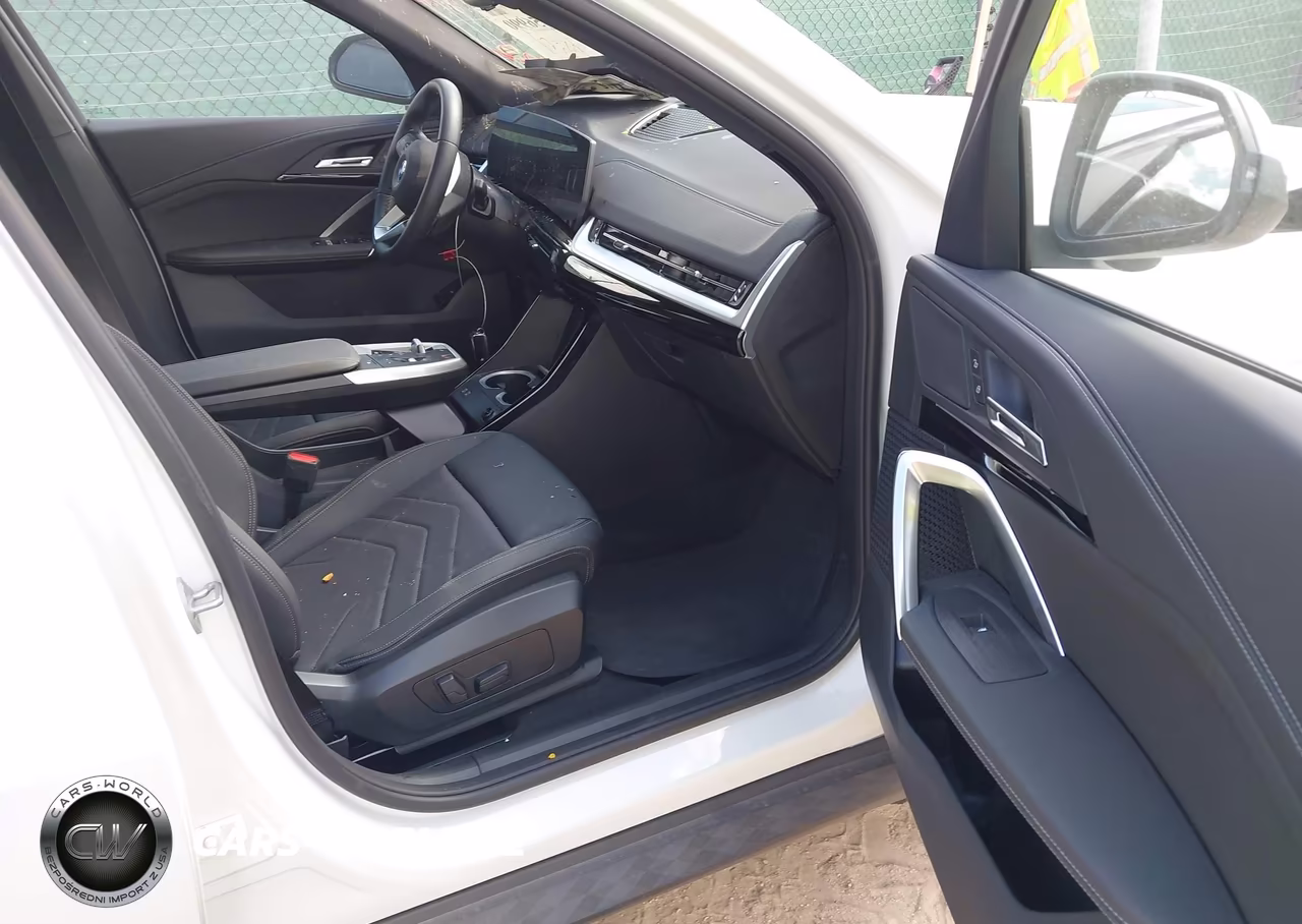 2027 BMW X2 VIN:WBX63GM06V5777722 - 5