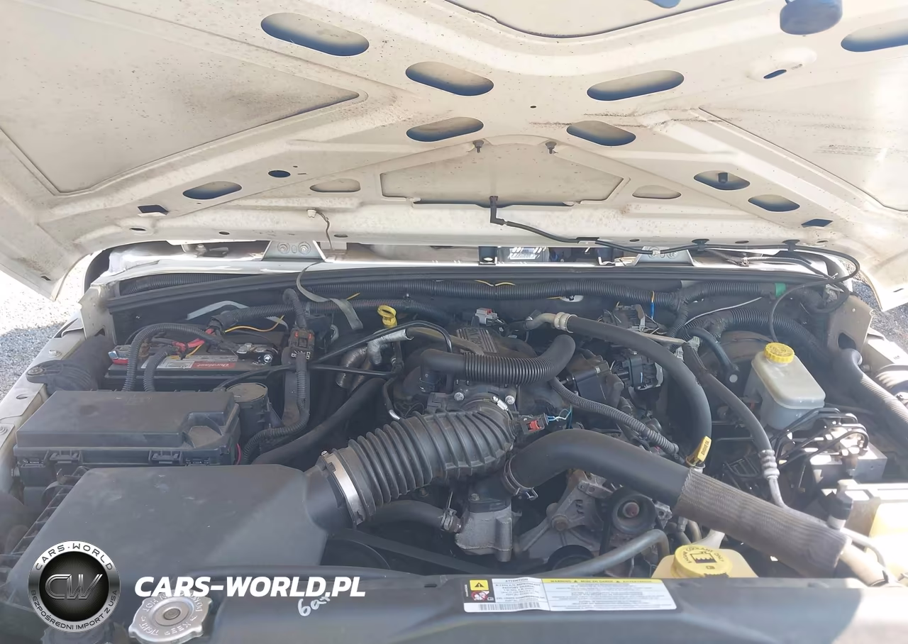 2010 Jeep Wrangler Unlimited Sport VIN:1J4BB3H15AL111641 - 10