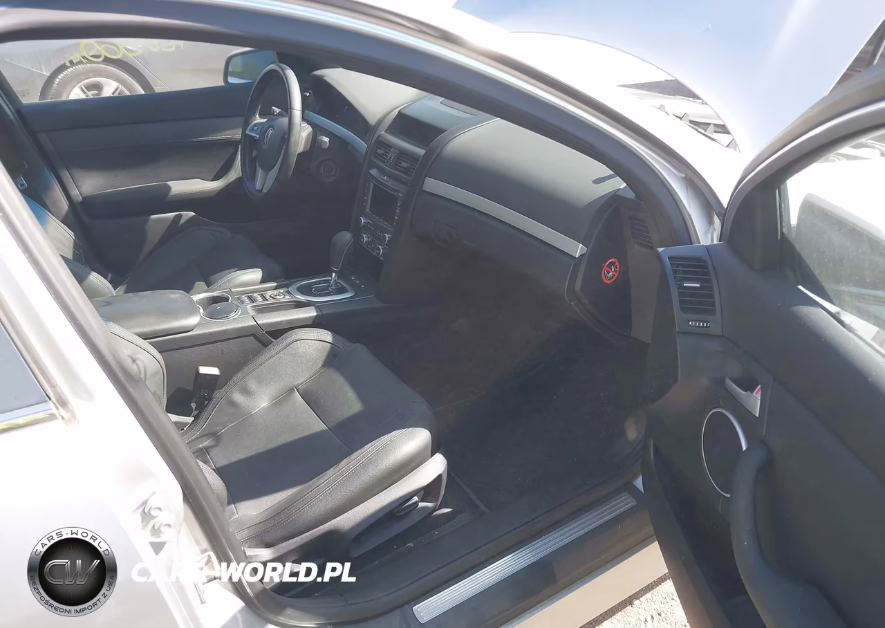 2009 Pontiac G8 VIN:6G2ER57709L240163 - 5