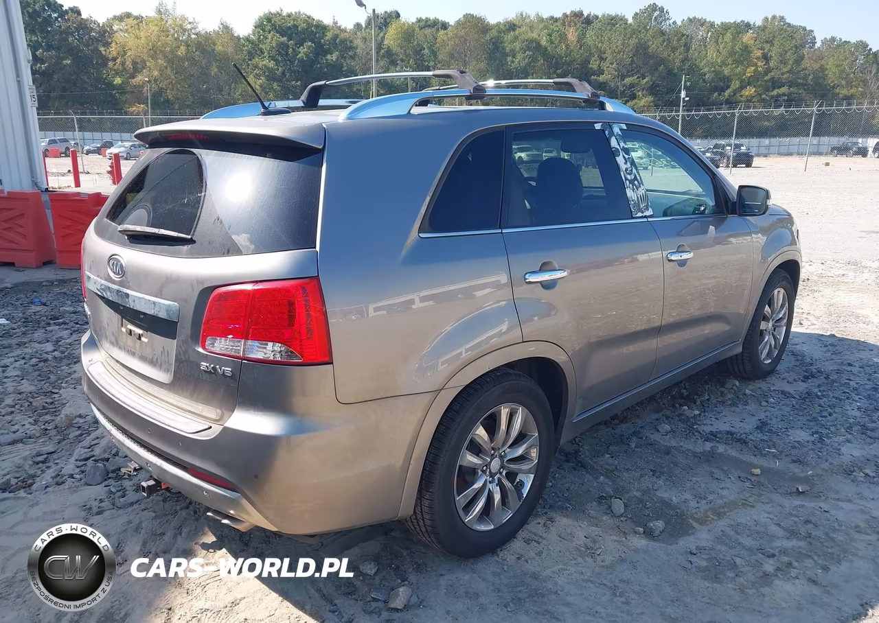 2013 Kia Sorento Sx VIN:5XYKW4A21DG354950 - 4