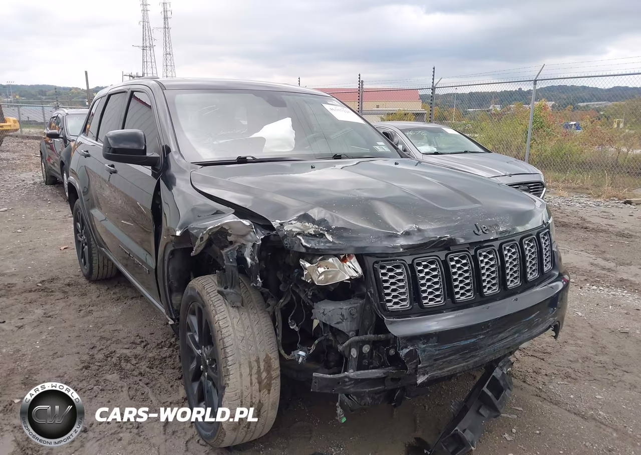 2018 Jeep Grand Cherokee Altitude 4X4 VIN:1C4RJFAG1JC229189 - 6