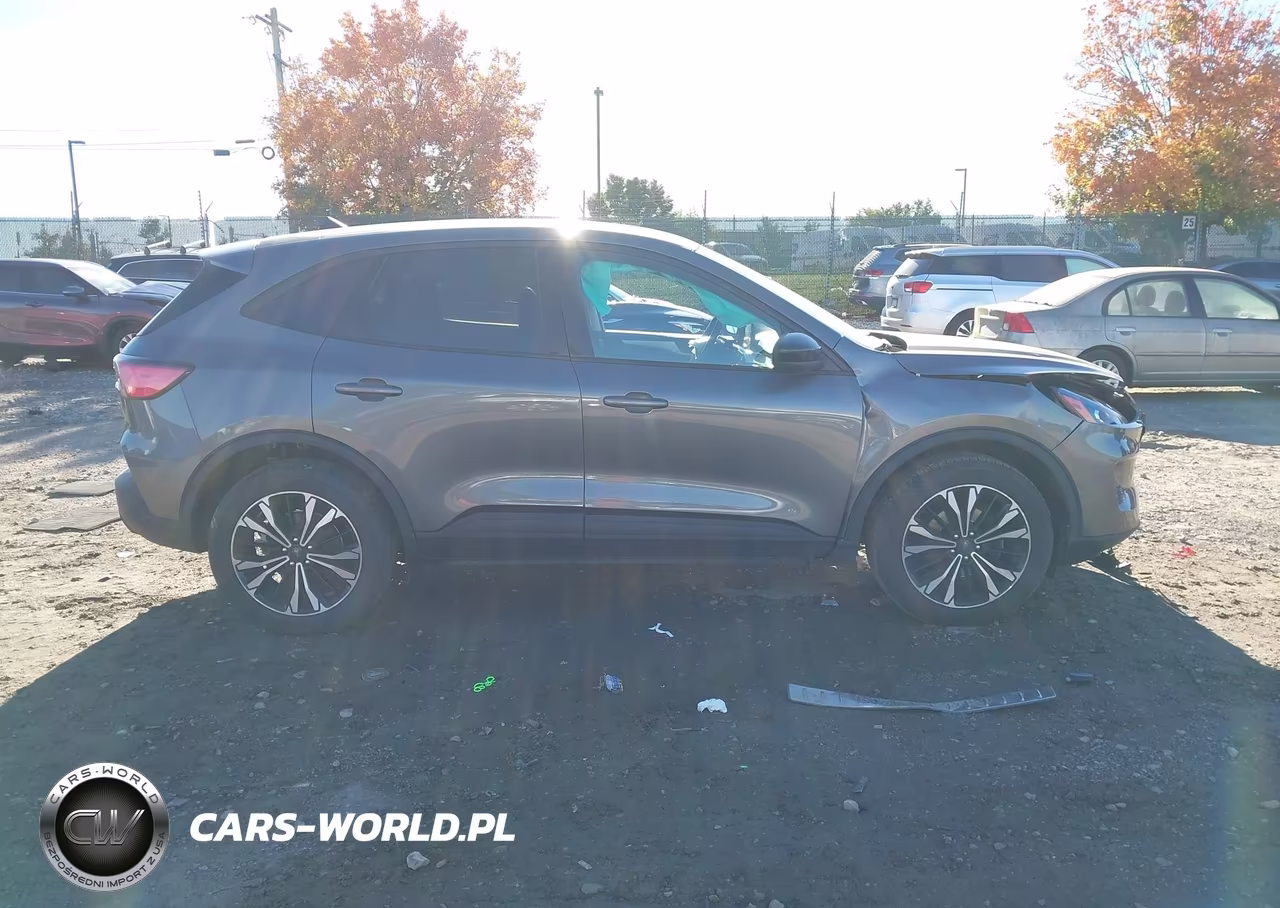 2022 Ford Escape Se VIN:1FMCU9G6XNUA12698 - 13