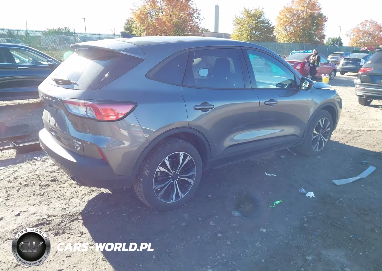 2022 Ford Escape Se VIN:1FMCU9G6XNUA12698 - 4