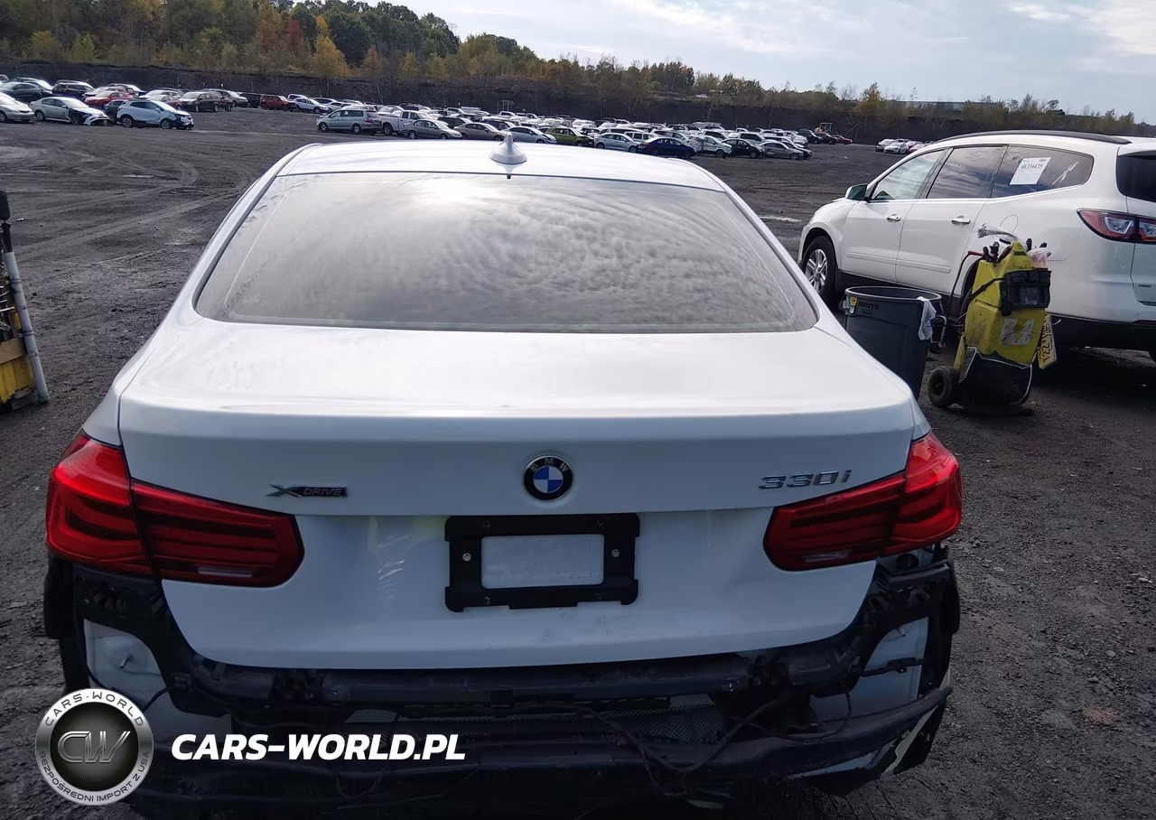 2017 BMW 330I xDrive VIN:WBA8D9G31HNU62137 - 16