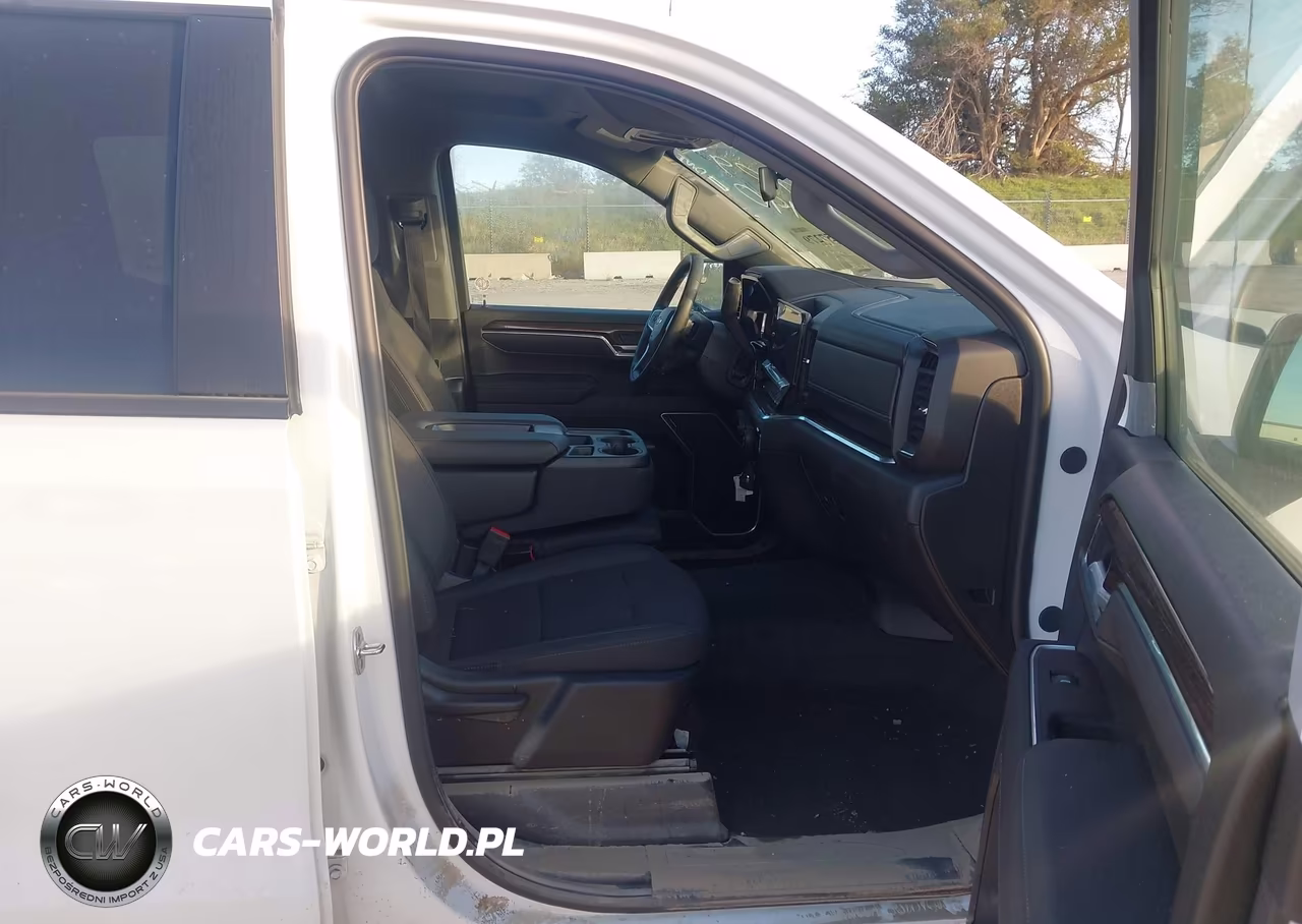 2026 Chevrolet Silverado 1500 4Wd Standard Bed Lt VIN:1GCUKDEDXTZ309070 - 5