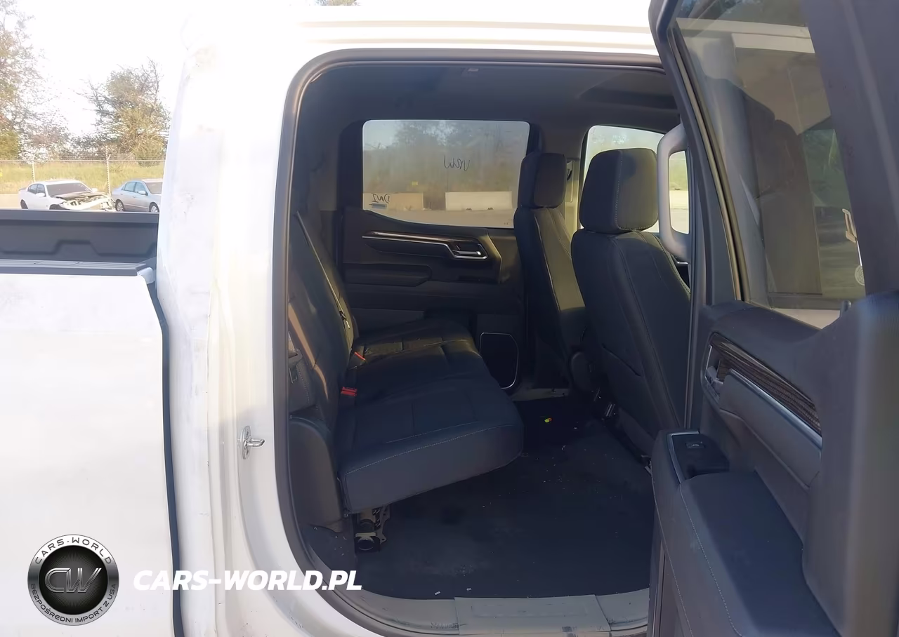 2026 Chevrolet Silverado 1500 4Wd Standard Bed Lt VIN:1GCUKDEDXTZ309070 - 8