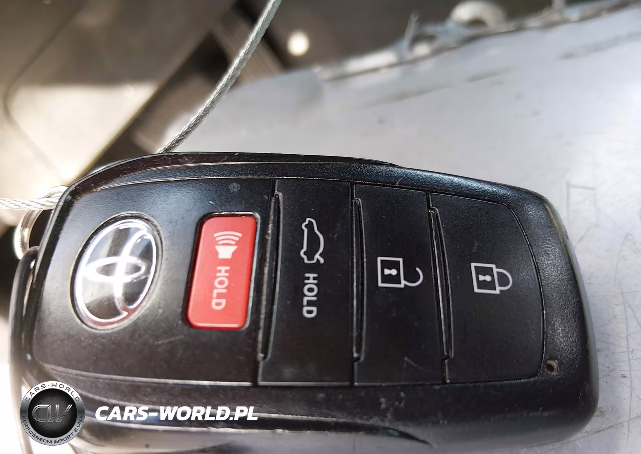 2025 Toyota Camry Le VIN:4T1DAACK2SU000283 - 11