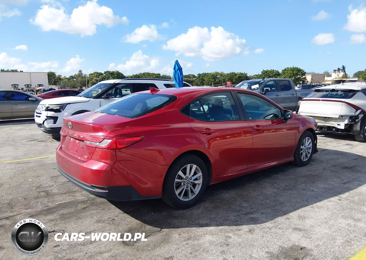2025 Toyota Camry Le VIN:4T1DAACK2SU000283 - 4