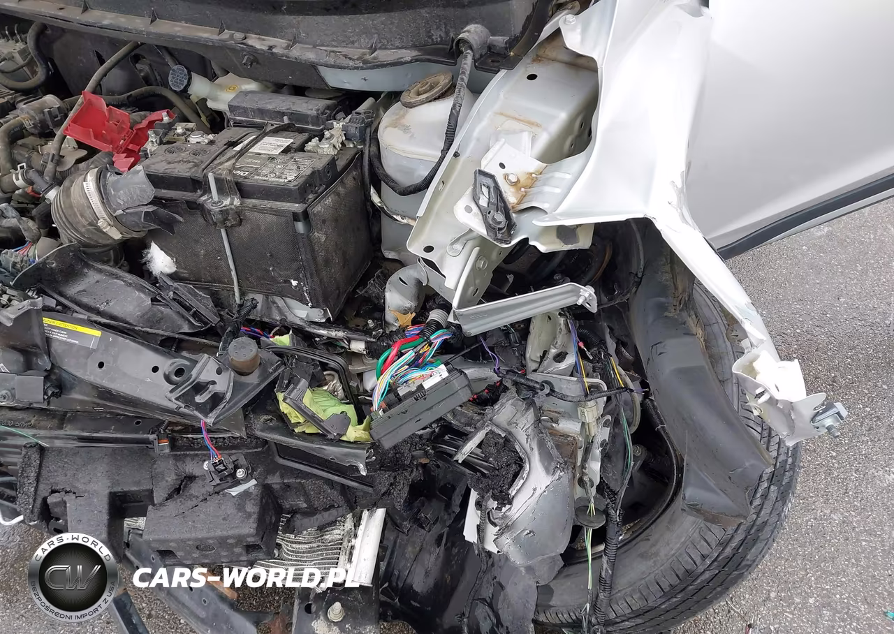 2020 Nissan Kicks Sr Xtronic Cvt VIN:3N1CP5DV4LL490061 - 17