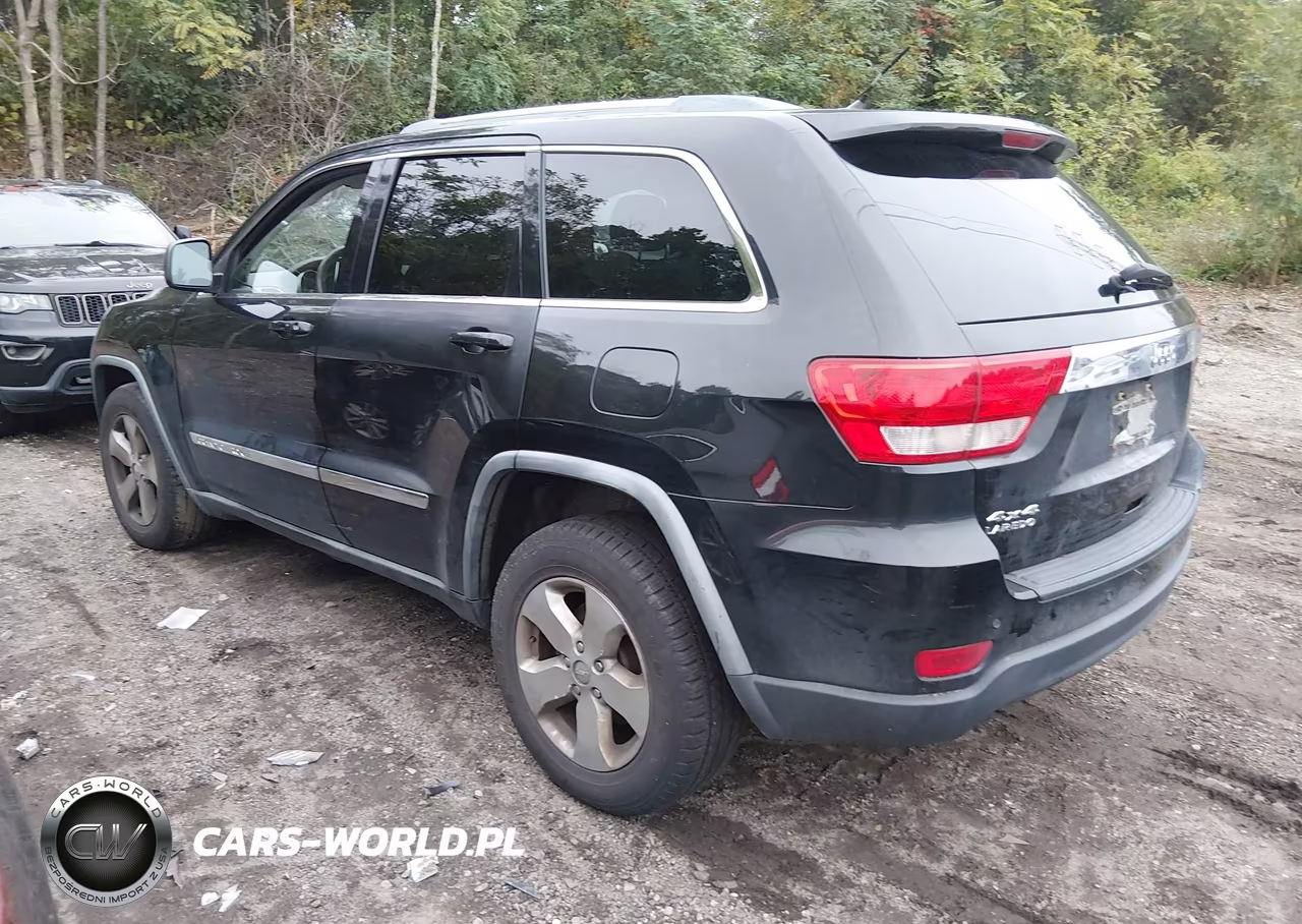 2012 Jeep Grand Cherokee Laredo VIN:1C4RJFAG1CC139916 - 3
