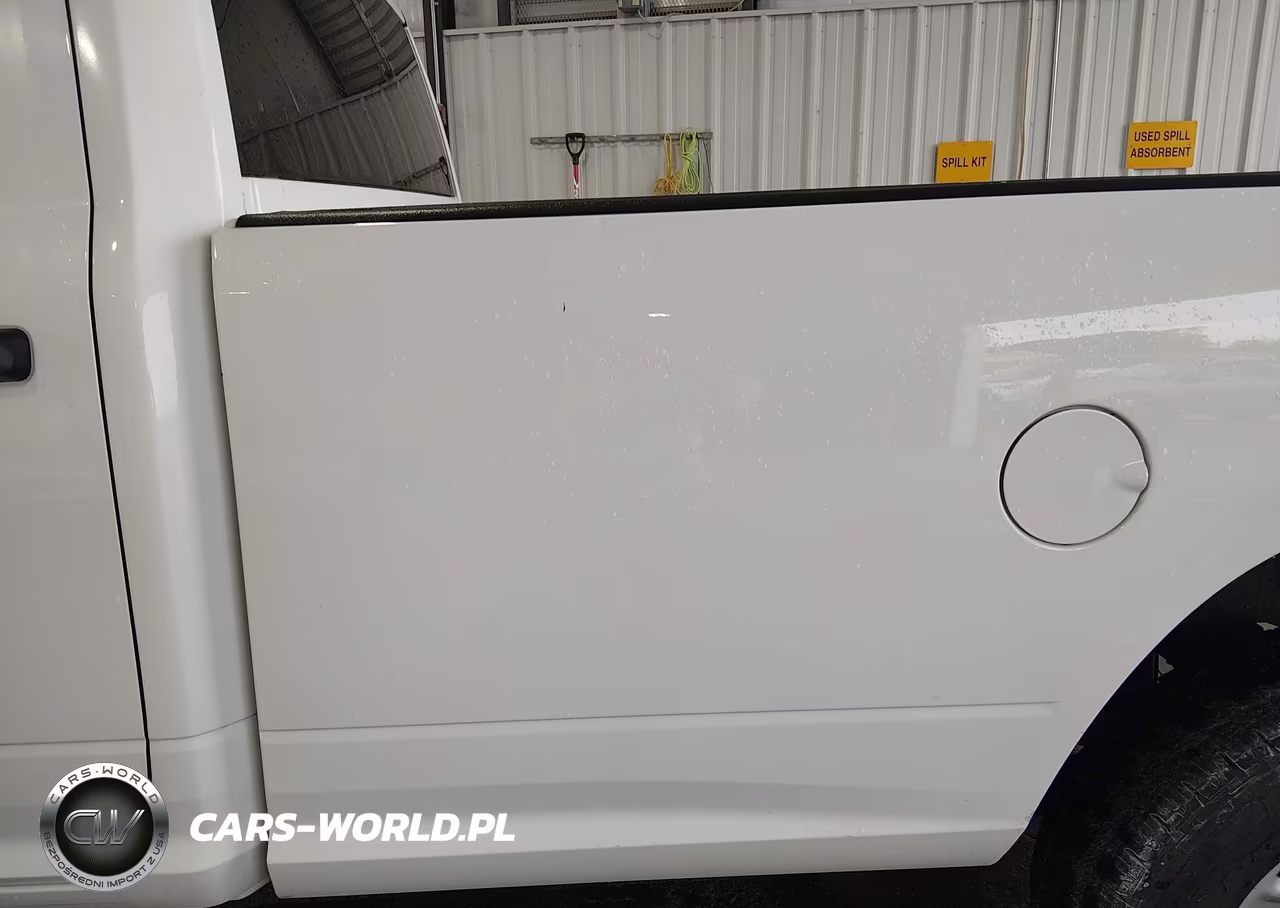 2017 Ram 3500 Tradesman 4X4 8' Box VIN:3C63R3GL2HG710519 - 12