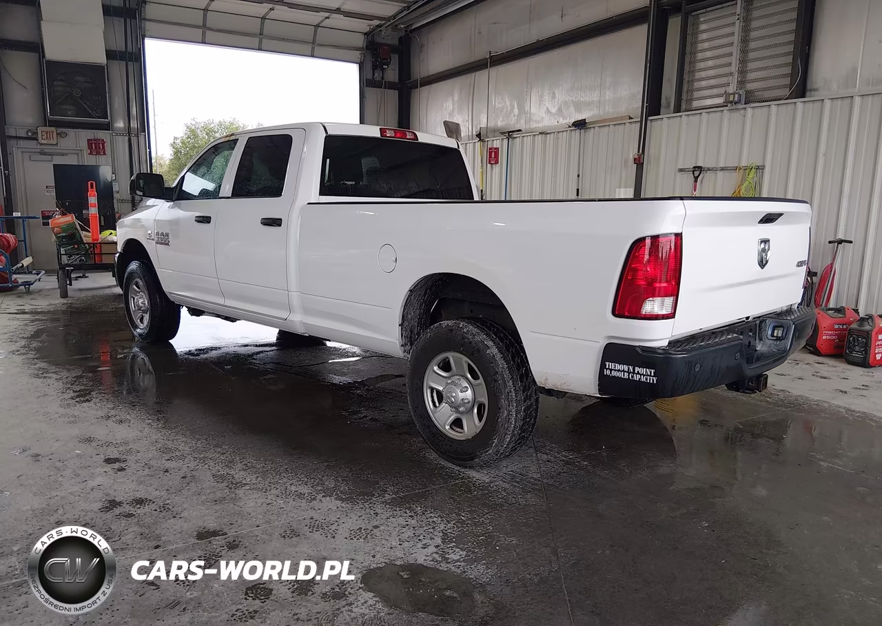 2017 Ram 3500 Tradesman 4X4 8' Box VIN:3C63R3GL2HG710519 - 3