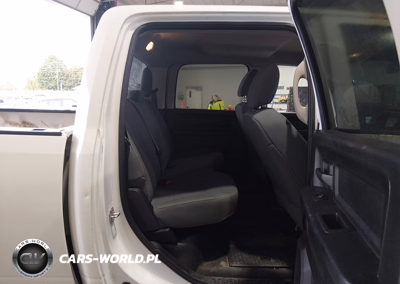 2017 Ram 3500 Tradesman 4X4 8' Box VIN:3C63R3GL2HG710519 - 8
