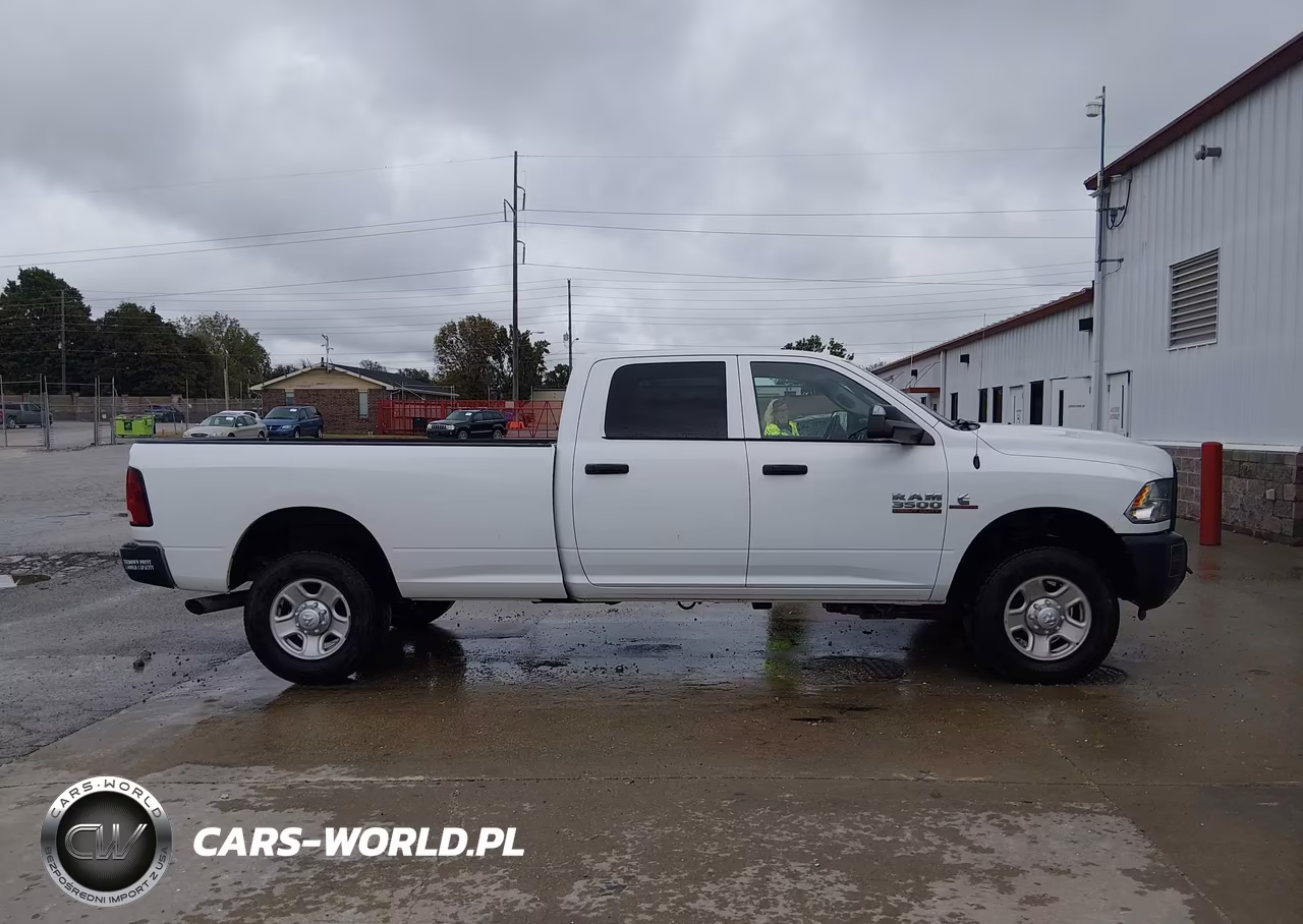 2017 Ram 3500 Tradesman 4X4 8' Box VIN:3C63R3GL8HG710511 - 14