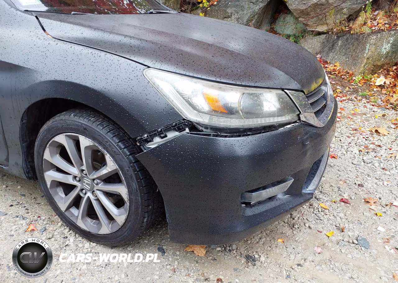 2015 Honda Accord Sport VIN:1HGCR2F55FA039401 - 17