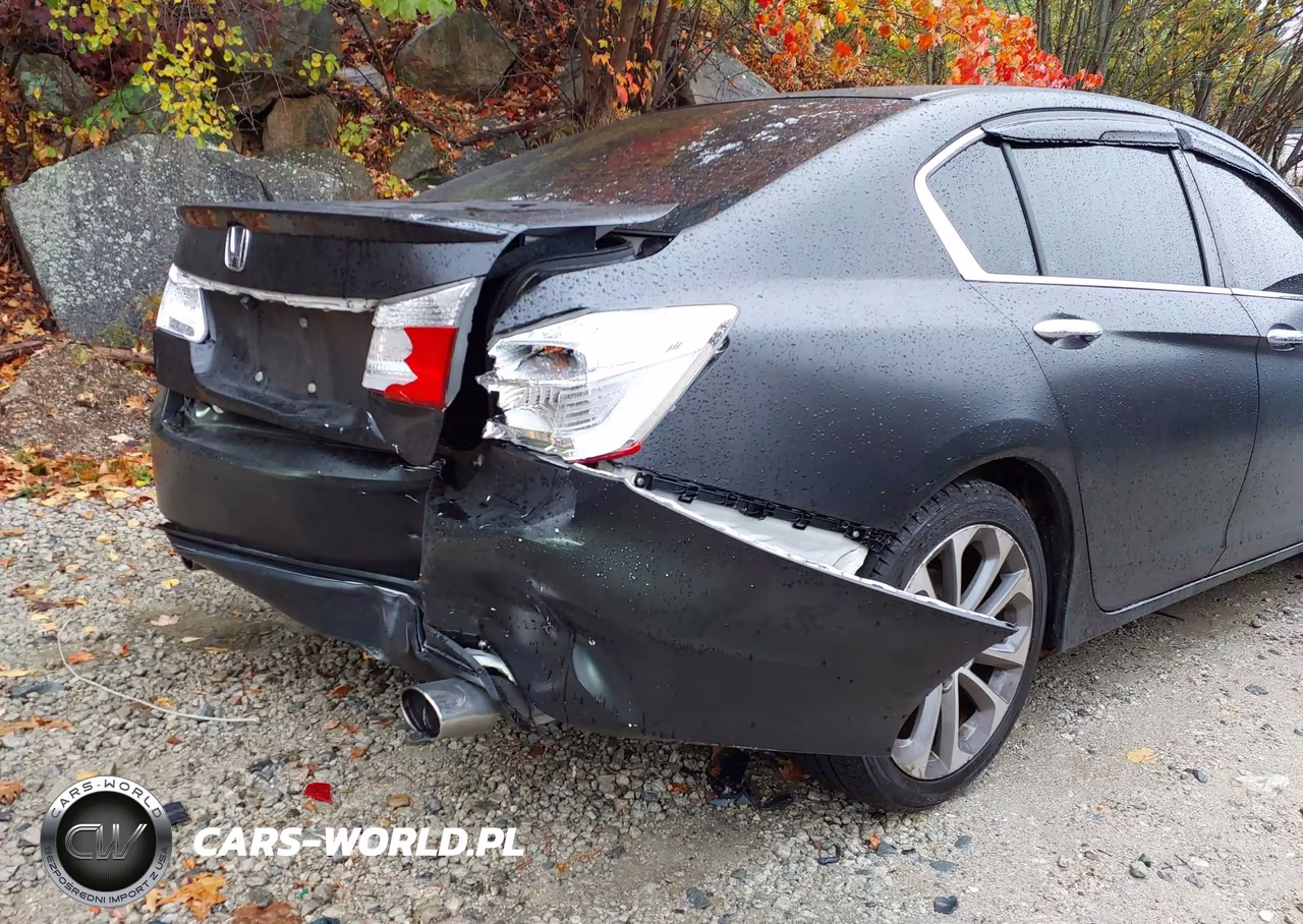 2015 Honda Accord Sport VIN:1HGCR2F55FA039401 - 18